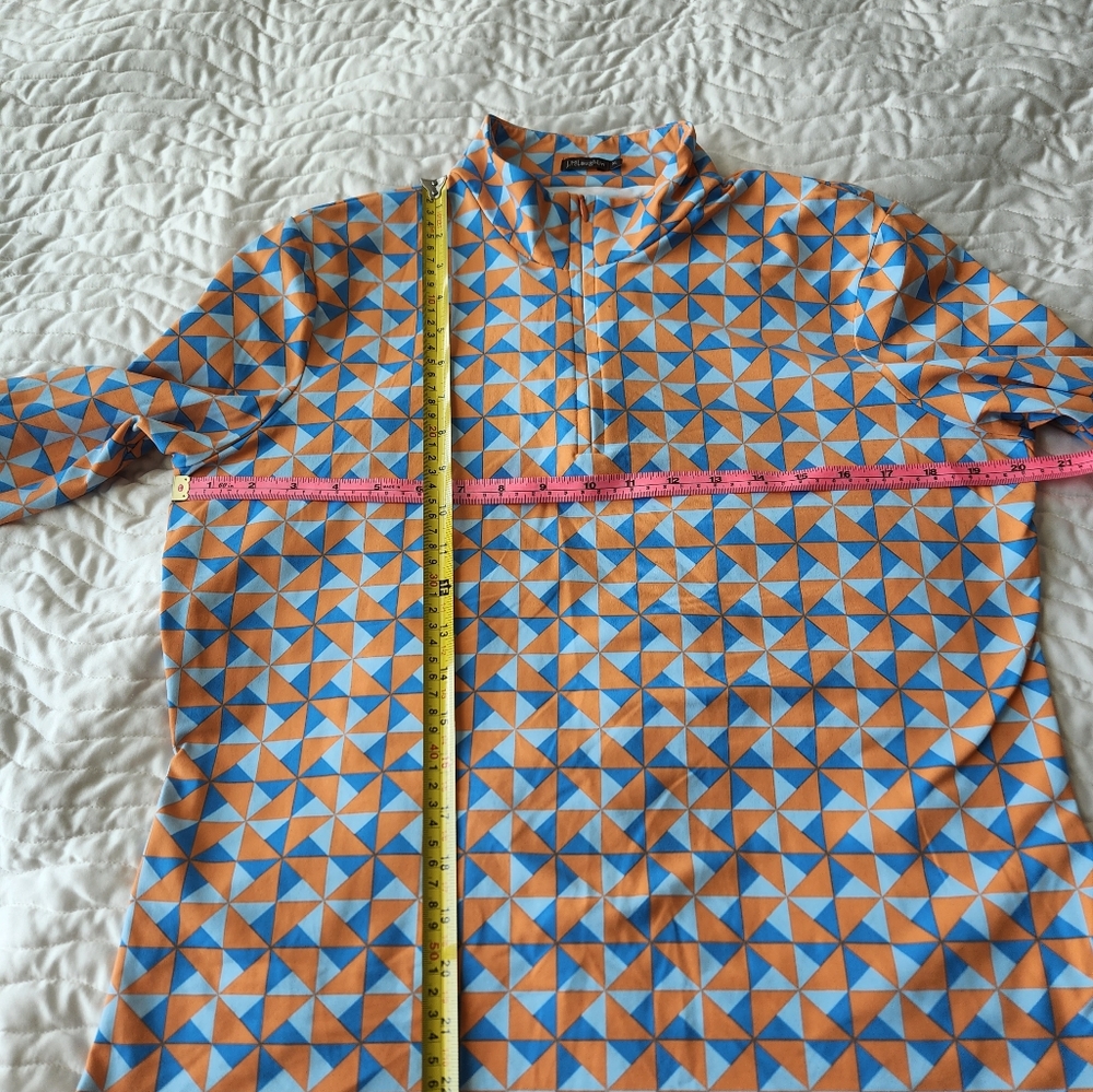 J.mcLaughlin top - Picture 3 of 7